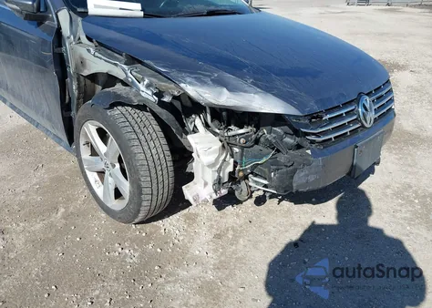 2012 Volkswagen Passat 2.5L Se z USA, uszkodzony, nr VIN 1VWBH7A3XCC053453